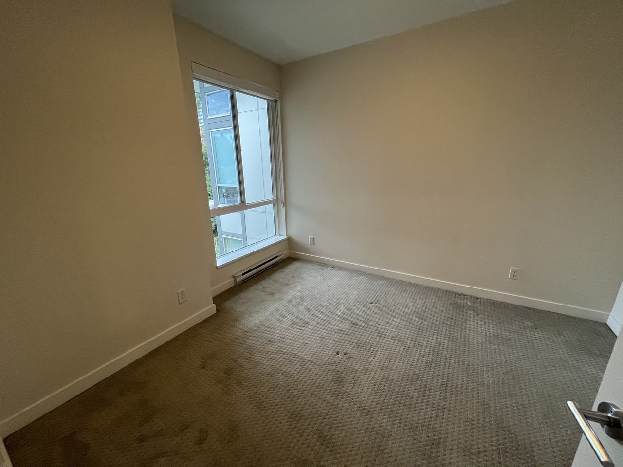 5460 Broadway #419 - Photo 7 of 14