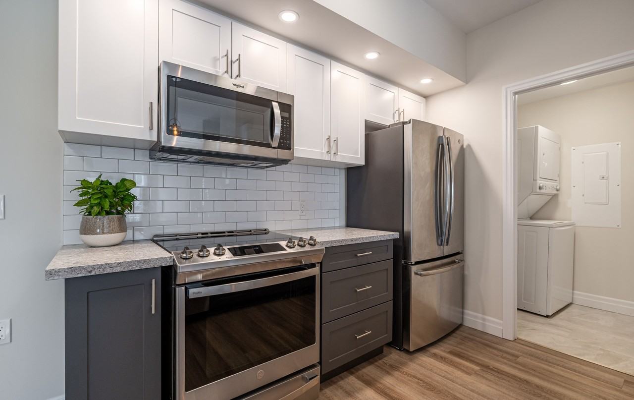 340 Florence Drive #207 - Photo 5 of 17