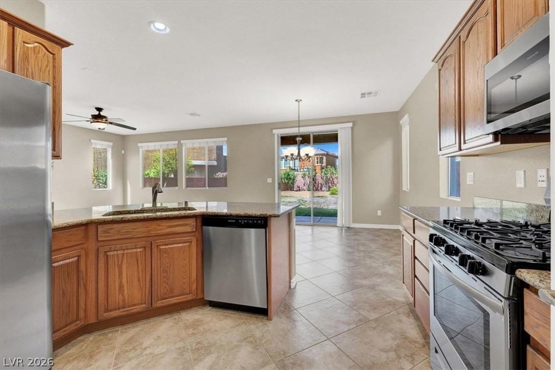 732 Rustic Desert Pl - Photo 7 of 32