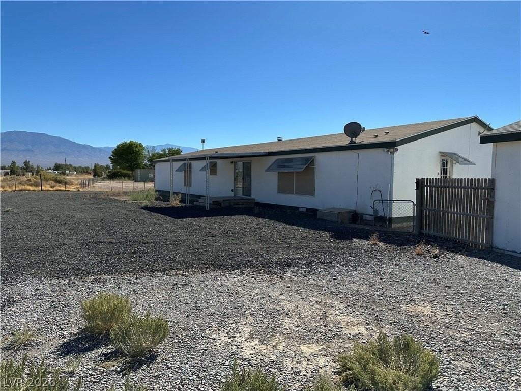 3270 W Simkins Rd - Photo 3 of 36