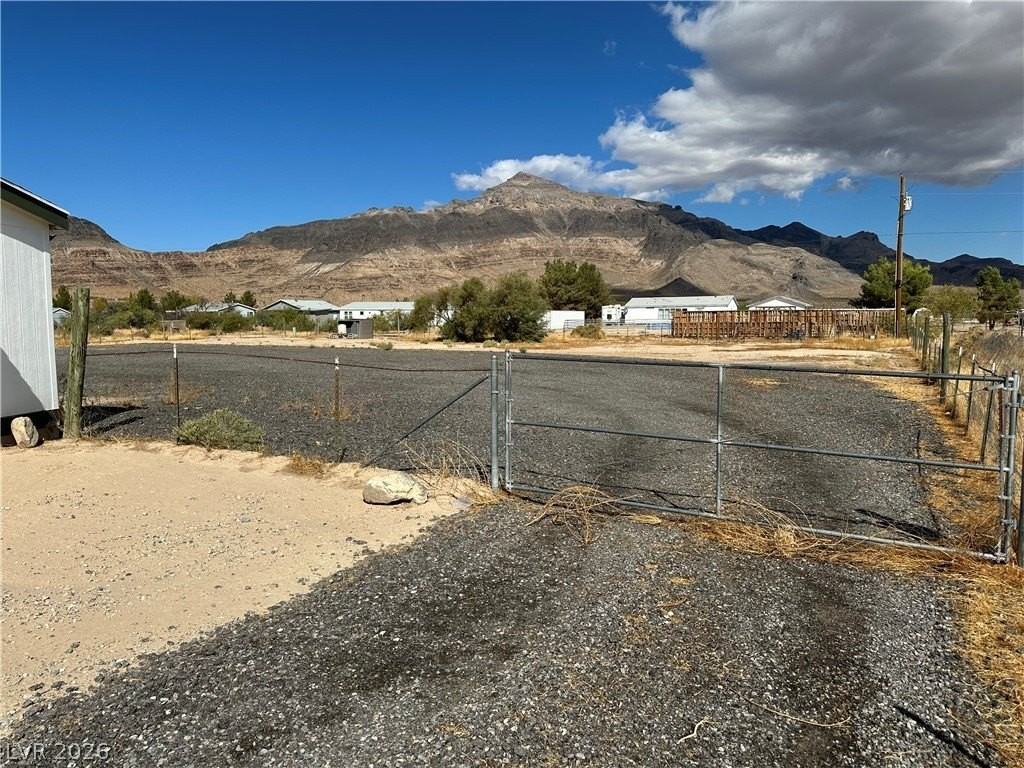 3270 W Simkins Rd - Photo 6 of 36