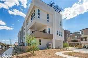 featured image of 2484 Indigo Mountain St