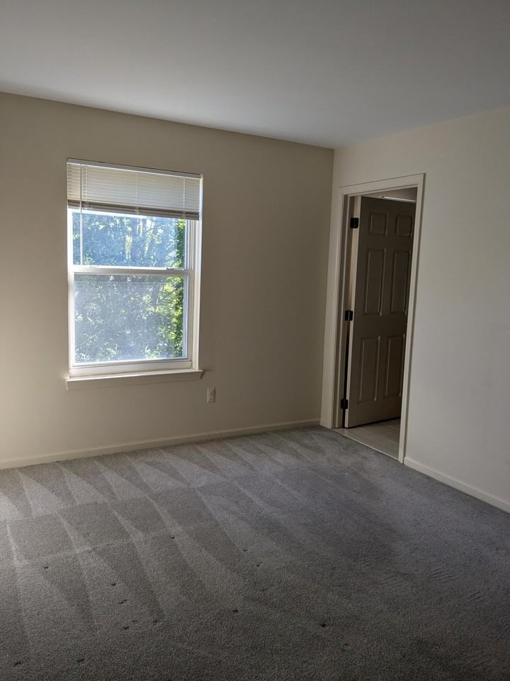 43121 Providence Ln - Photo 5 of 9