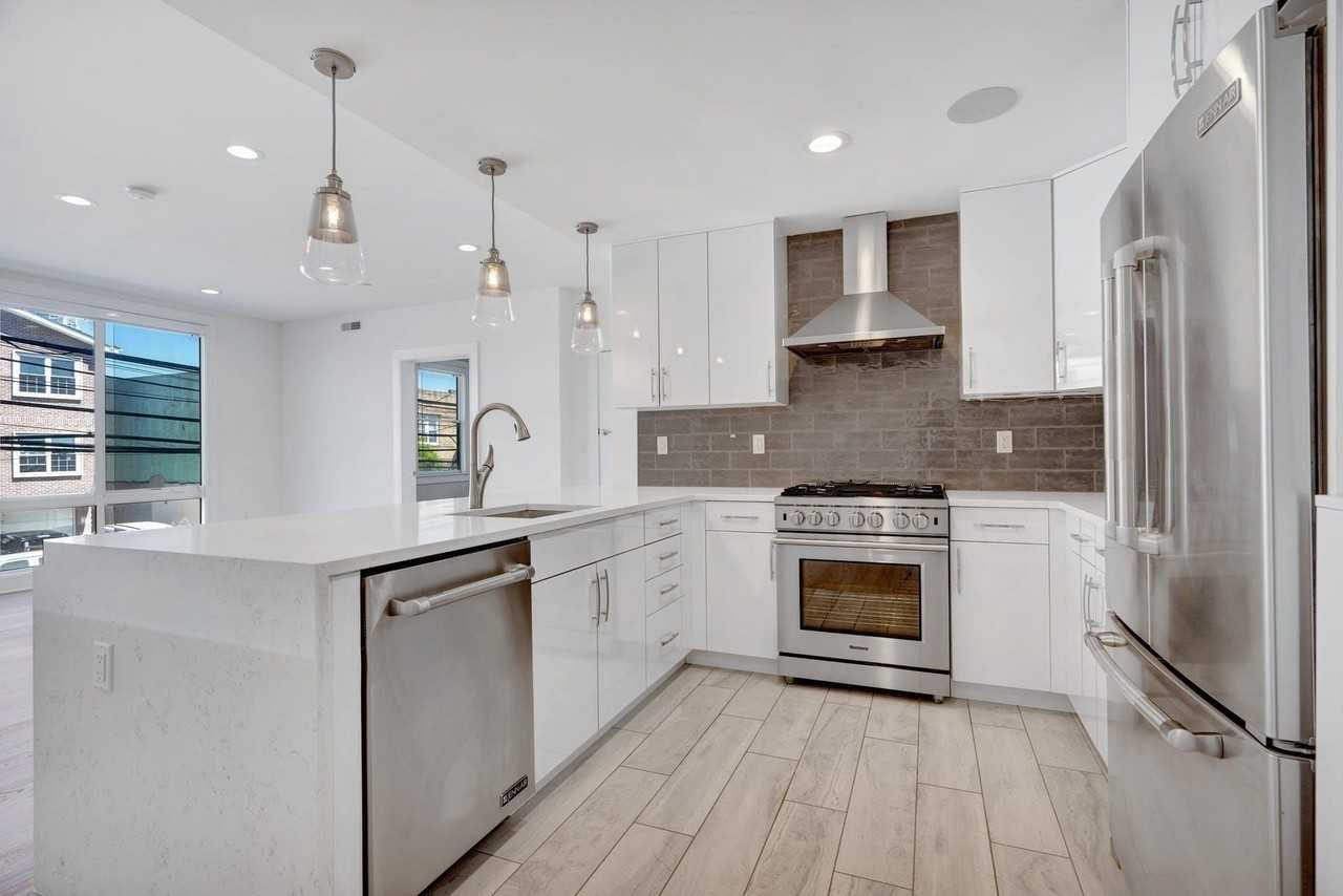 209211 Hackensack Plank Rd #2A - Photo 3 of 23