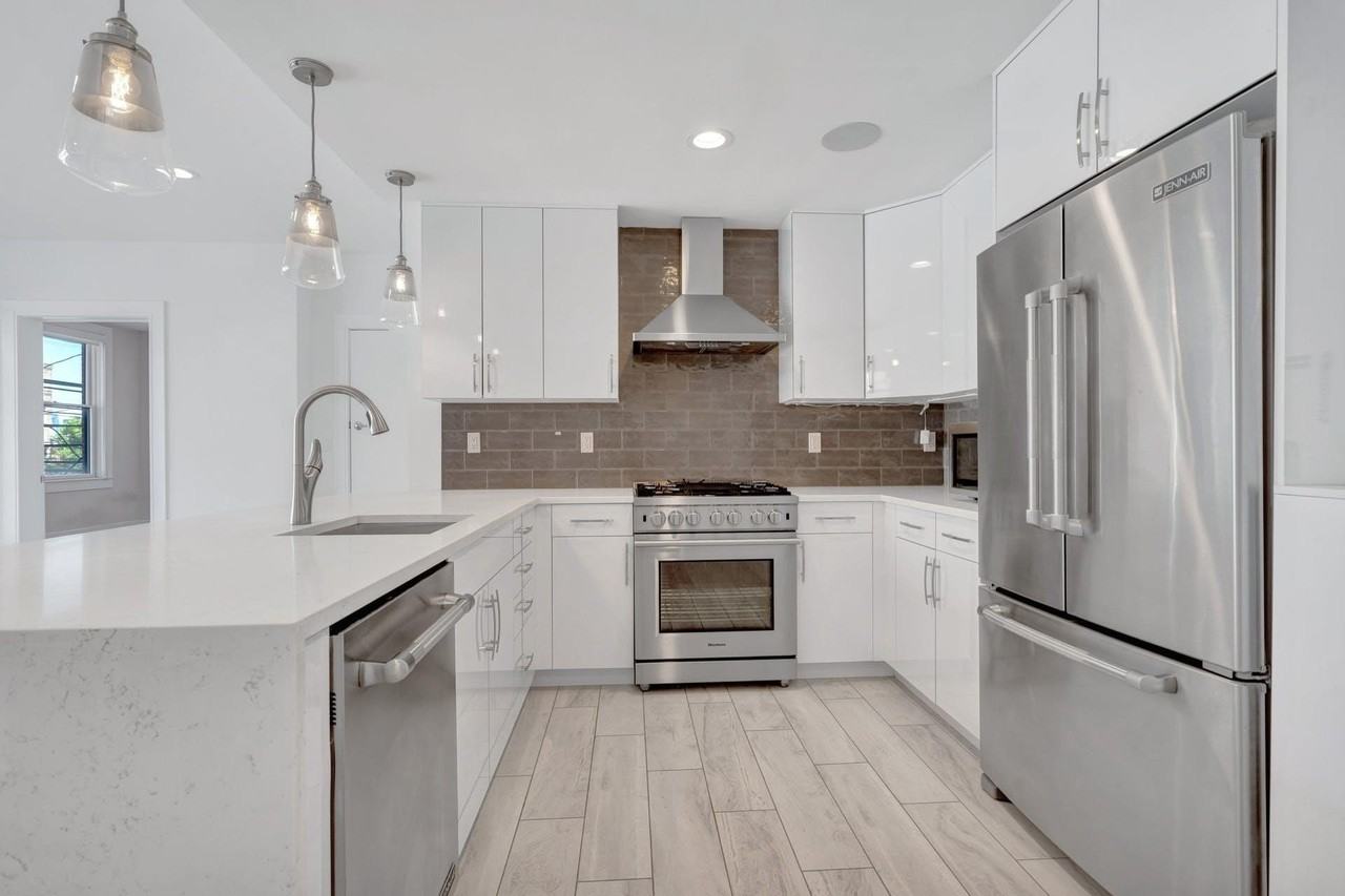209211 Hackensack Plank Rd #2A - Photo 4 of 23
