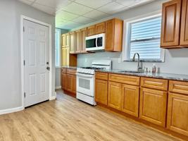 featured image of 19 Baldwin Ave #2