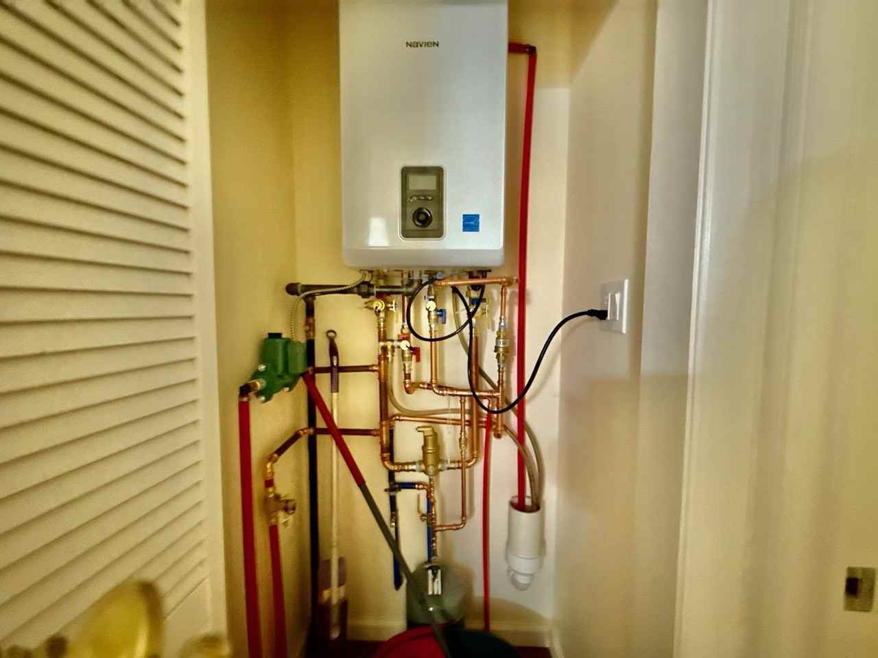 19 Baldwin Ave #2 - Photo 3 of 12