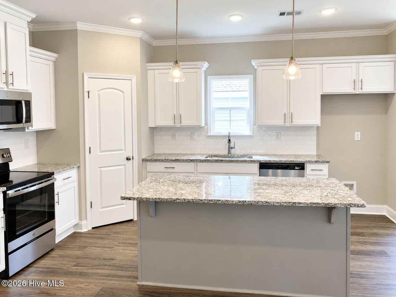 246 Andrews Ln - Photo 3 of 17