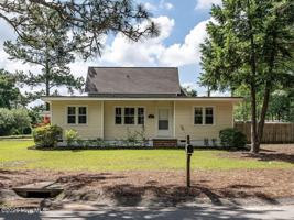 featured image of 475 N Leak St