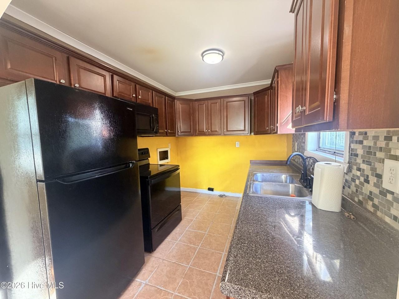 2853 Little Kelly Rd - Photo 4 of 10