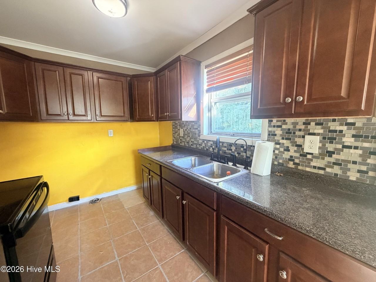 2853 Little Kelly Rd - Photo 5 of 10