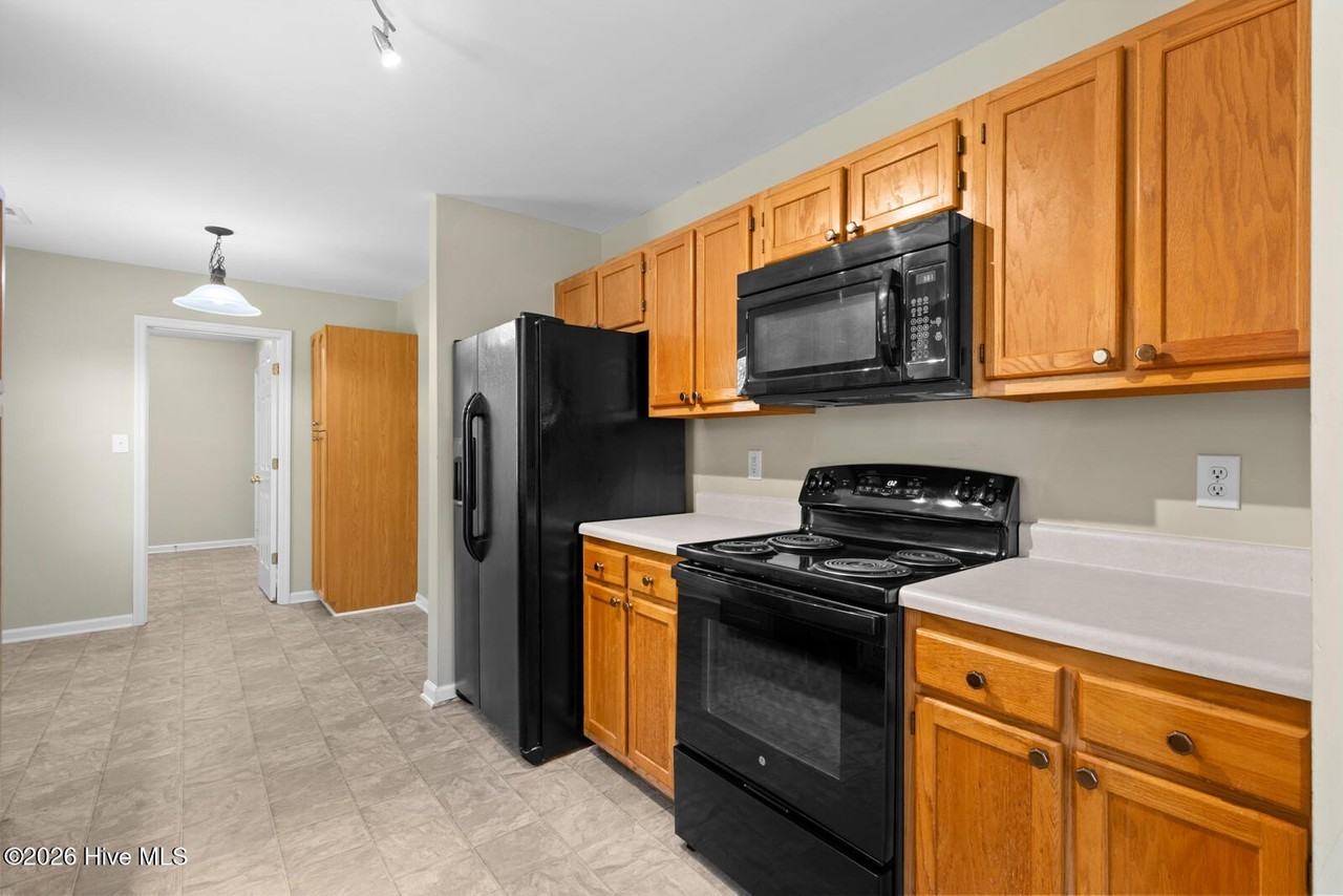 209 Brookstone Way - Photo 7 of 21