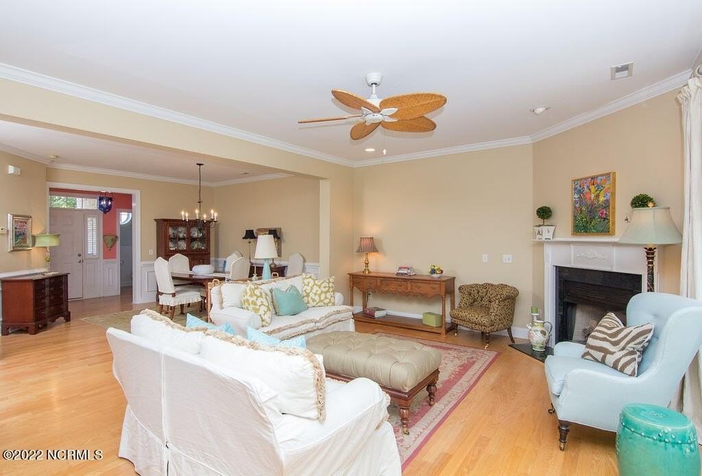 4925 Whitner Dr - Photo 4 of 29
