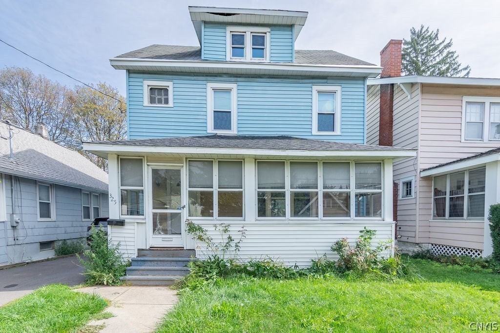 325 S Midler Ave - Photo 4 of 30