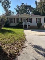 featured image of 1729 E 33rd St