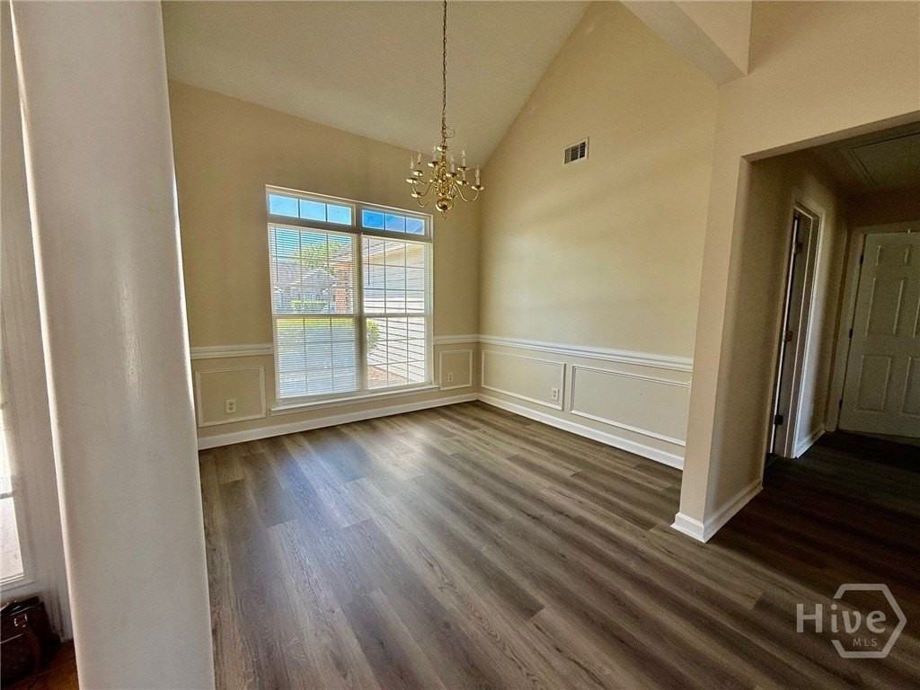 226 Pampas Dr - Photo 5 of 17