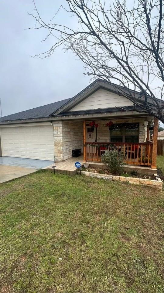 832 Aspen Ln - Photo 2 of 12