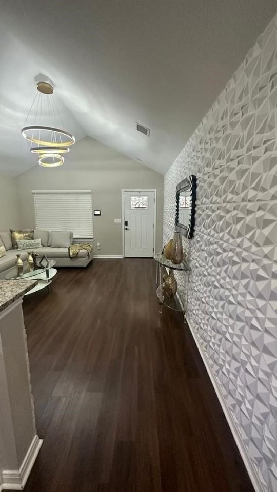 832 Aspen Ln - Photo 5 of 12