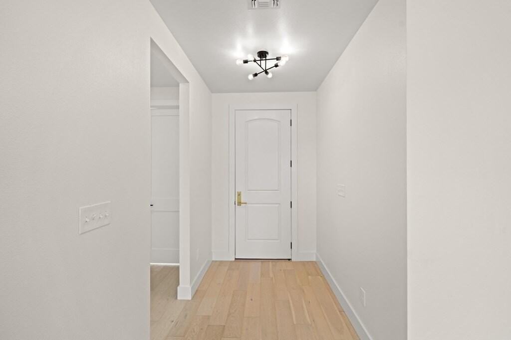 301 Bow Dr - Photo 3 of 23