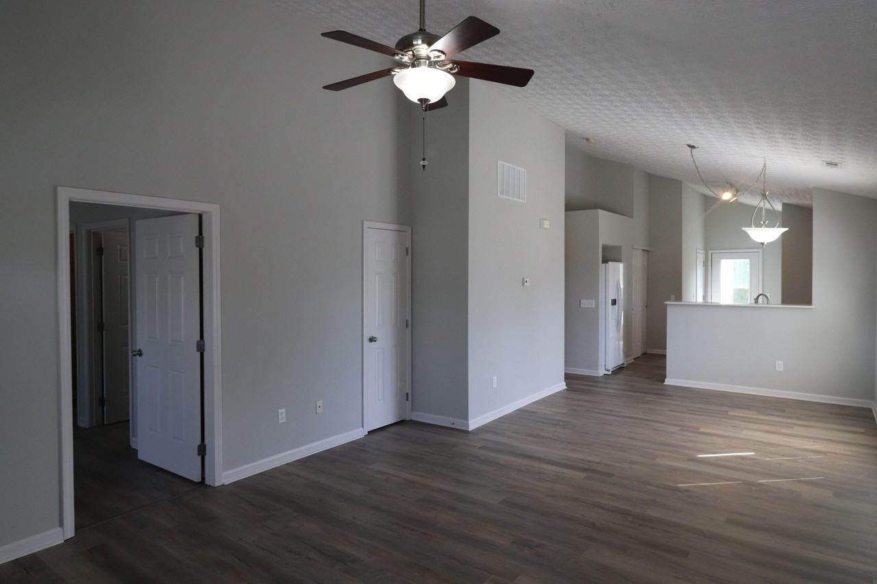 1032 Lemon Rue Way - Photo 6 of 19