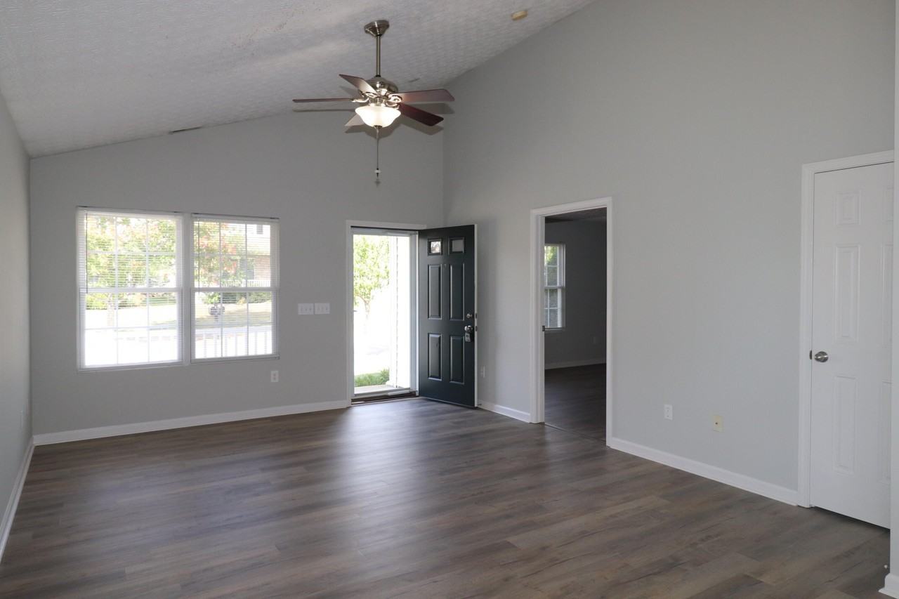 1032 Lemon Rue Way - Photo 7 of 19