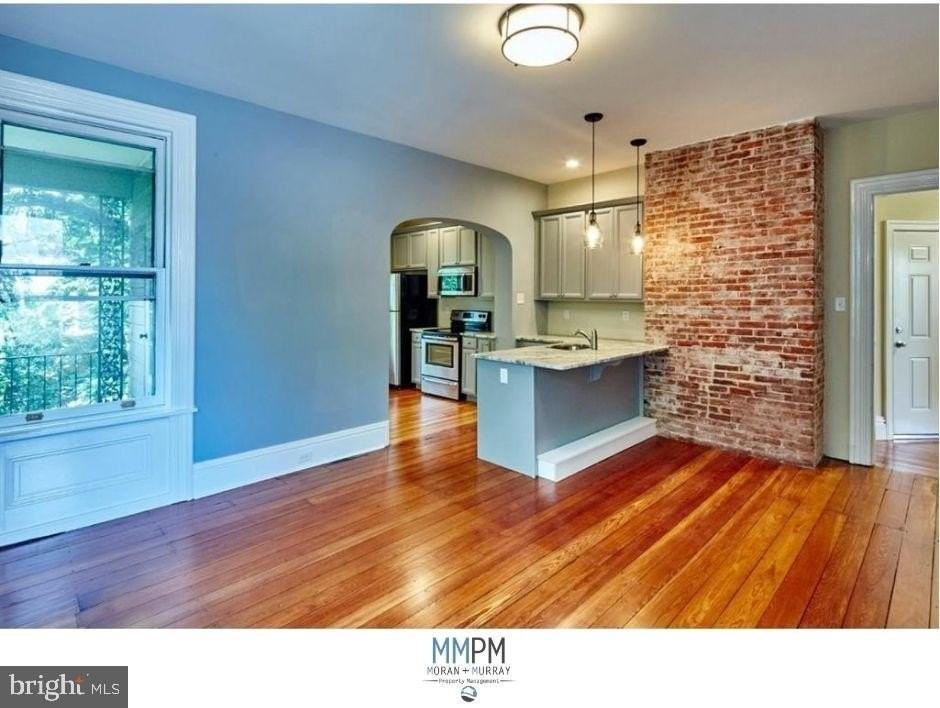 1300 Delaware Ave