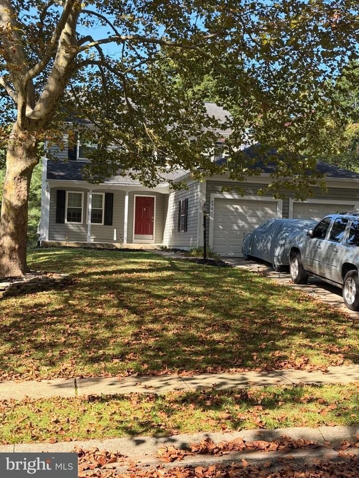 8580 Dark Hawk Cir - Photo 2 of 14