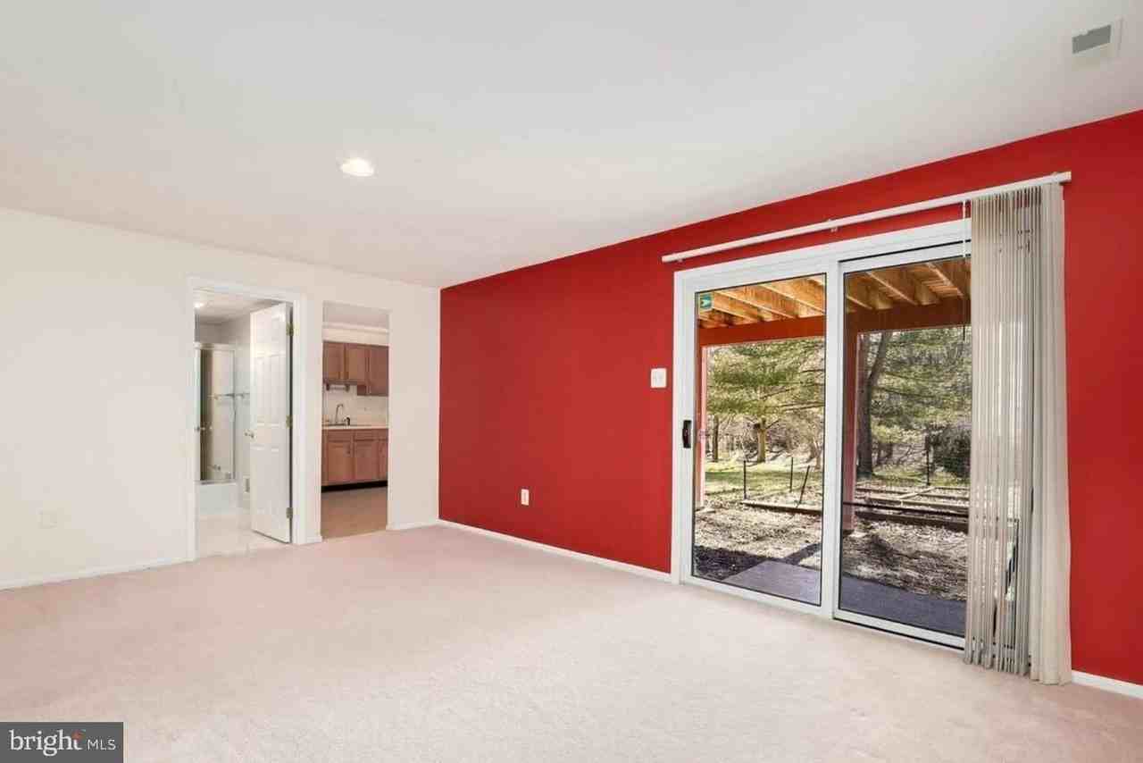 8580 Dark Hawk Cir - Photo 4 of 14
