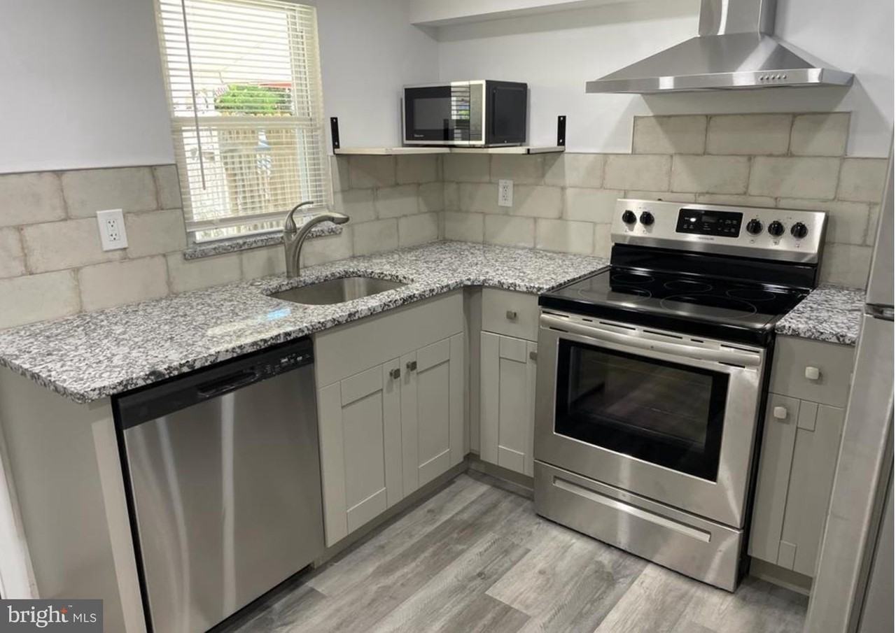 3131 Weikel St - Photo 3 of 17