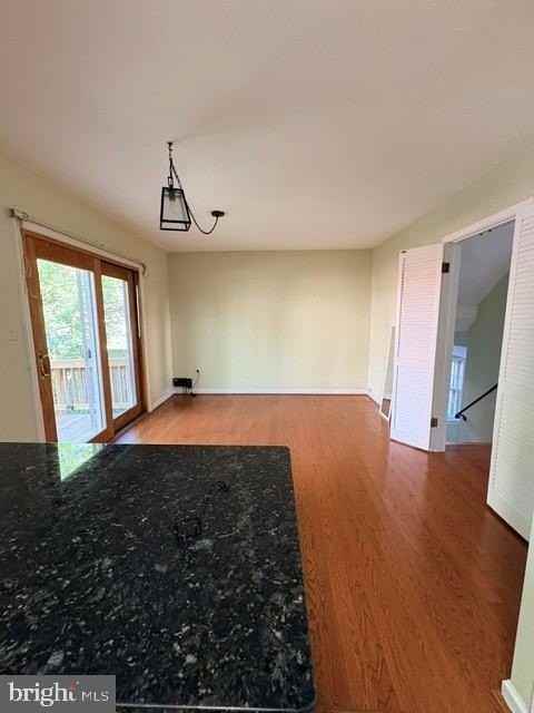 10252 Friendship Ct - Photo 6 of 22