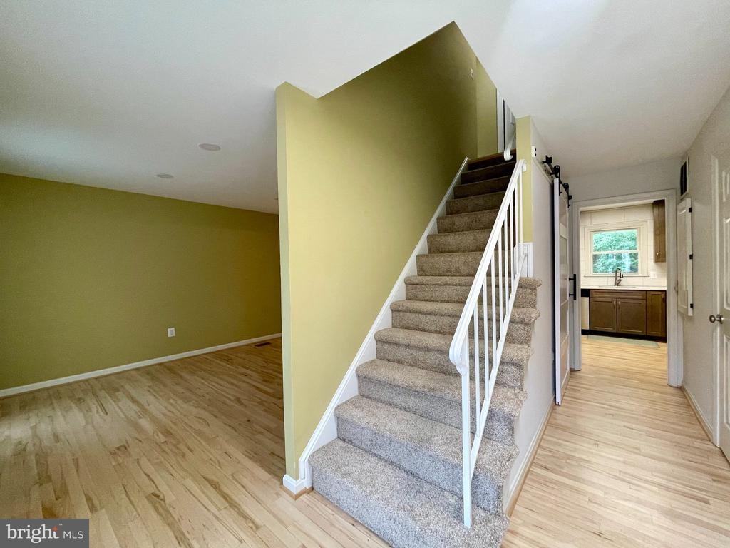 7925 Forest Path Way - Photo 3 of 27
