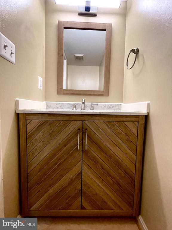 7925 Forest Path Way - Photo 5 of 27