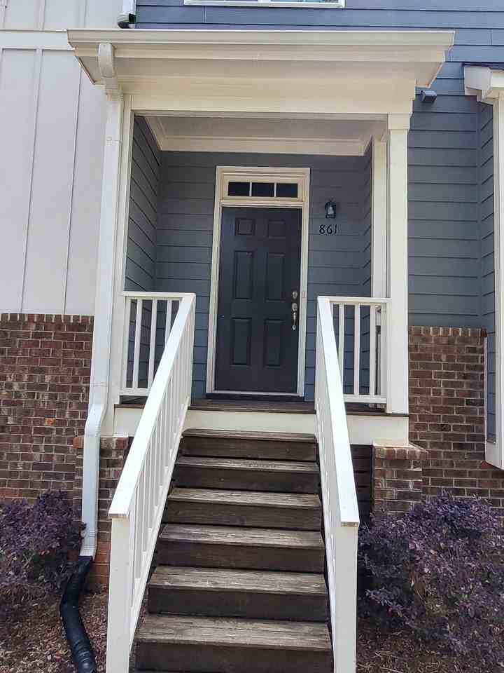 861 S Franklin St #1 - Photo 2 of 32