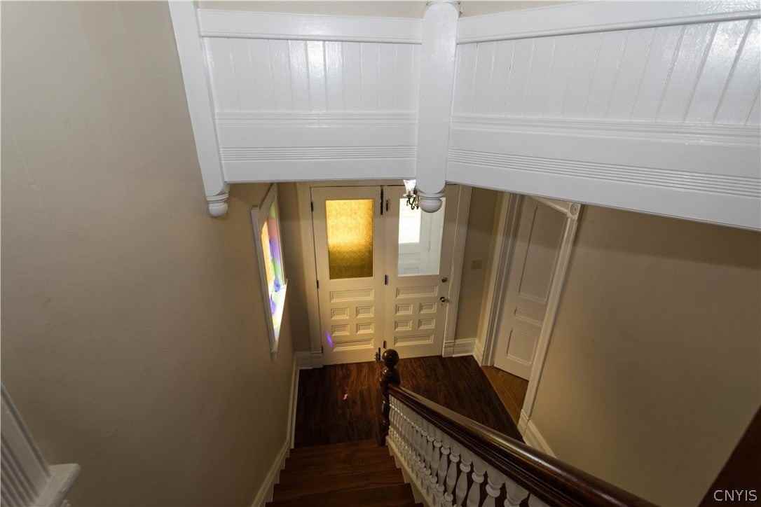 29 Canton St - Photo 4 of 35