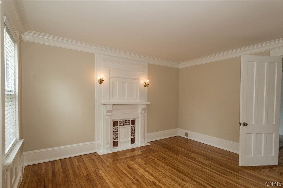 29 Canton St - Photo 6 of 35