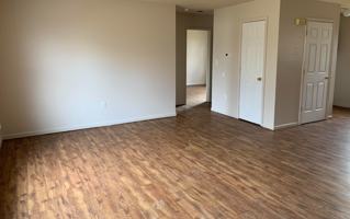 featured image of 1425 W Hovey St #B