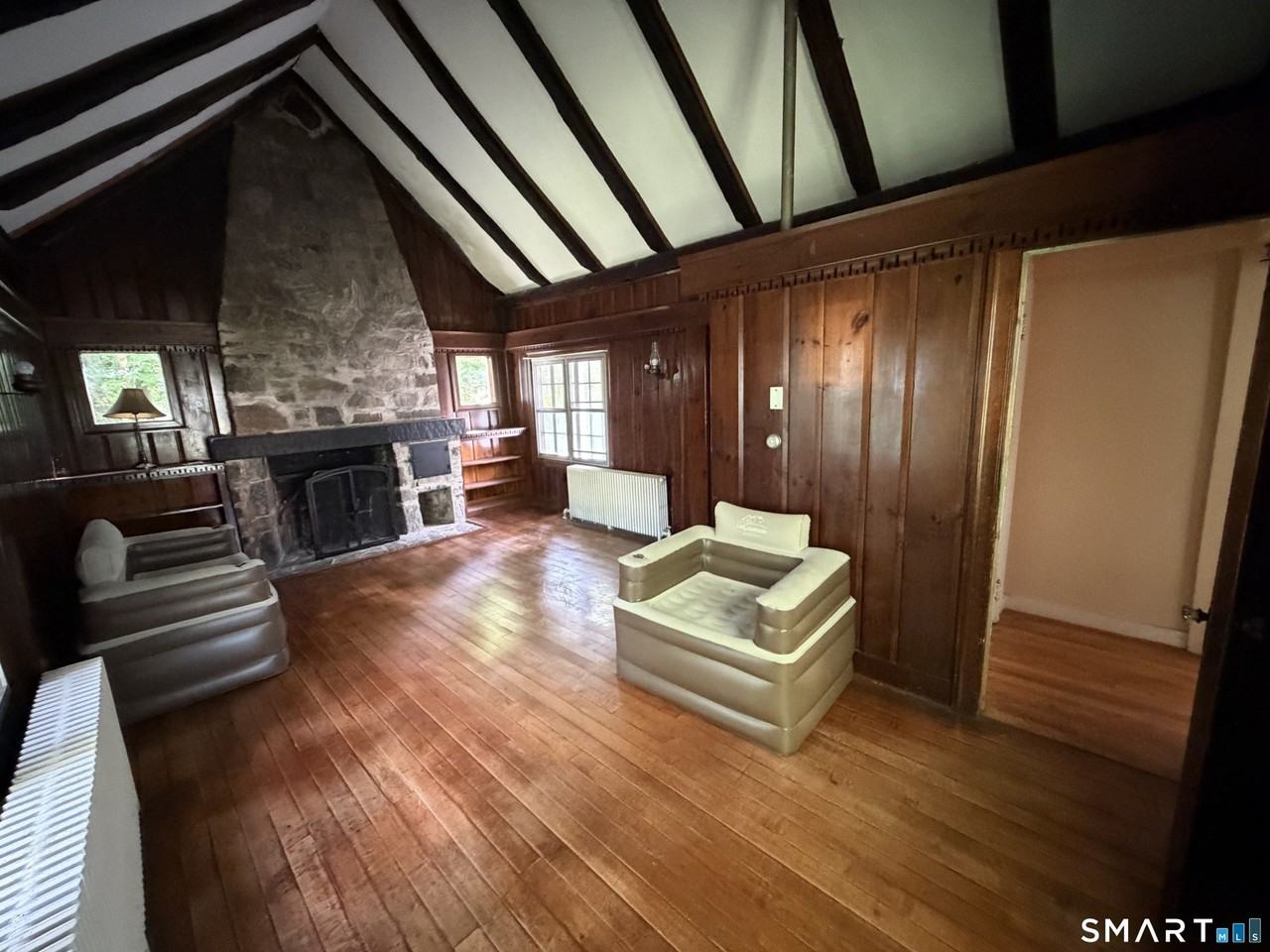 684 Field St - Photo 5 of 28