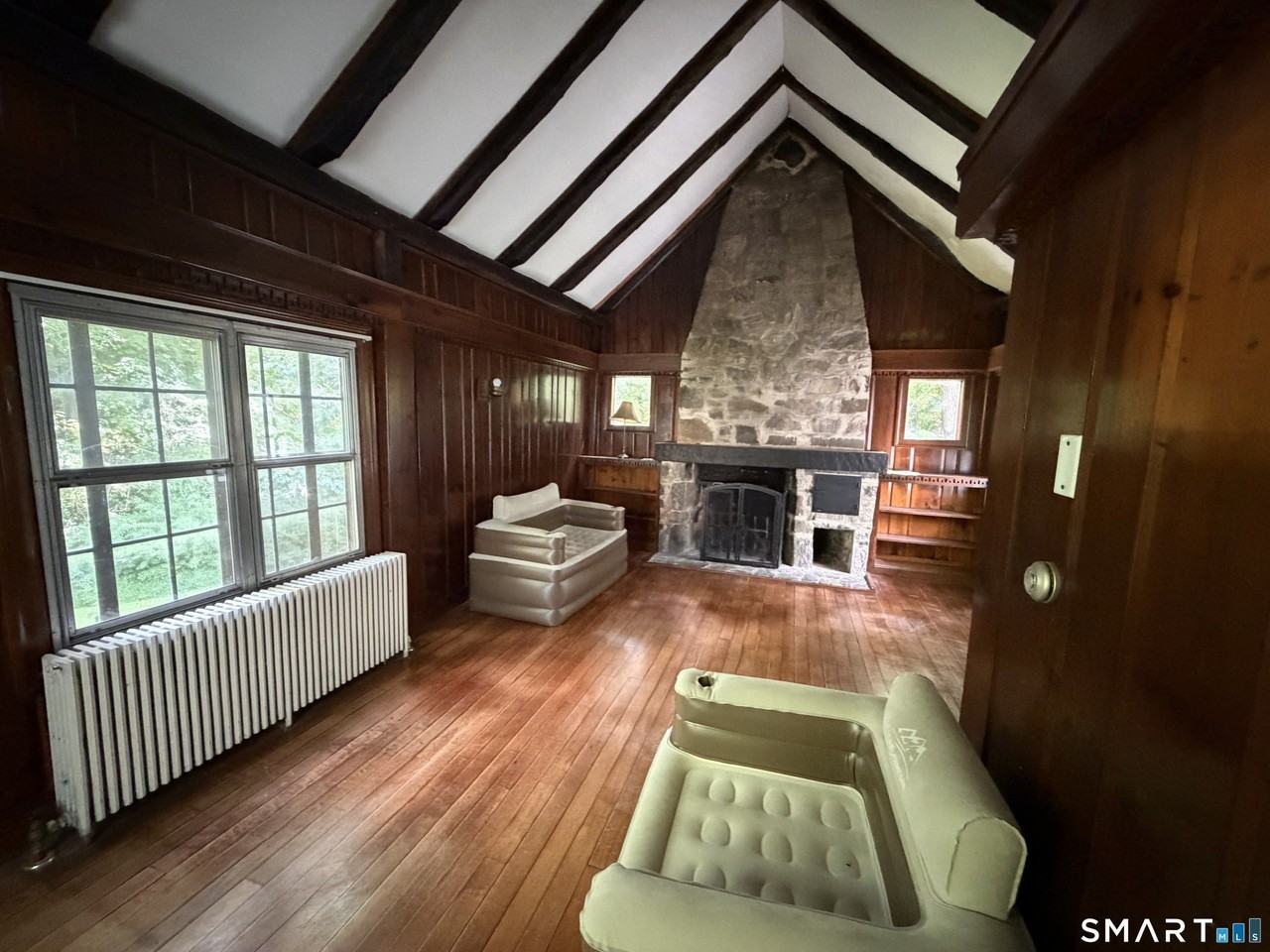 684 Field St - Photo 6 of 28