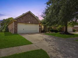 featured image of 30026 Luna Lakes Dr