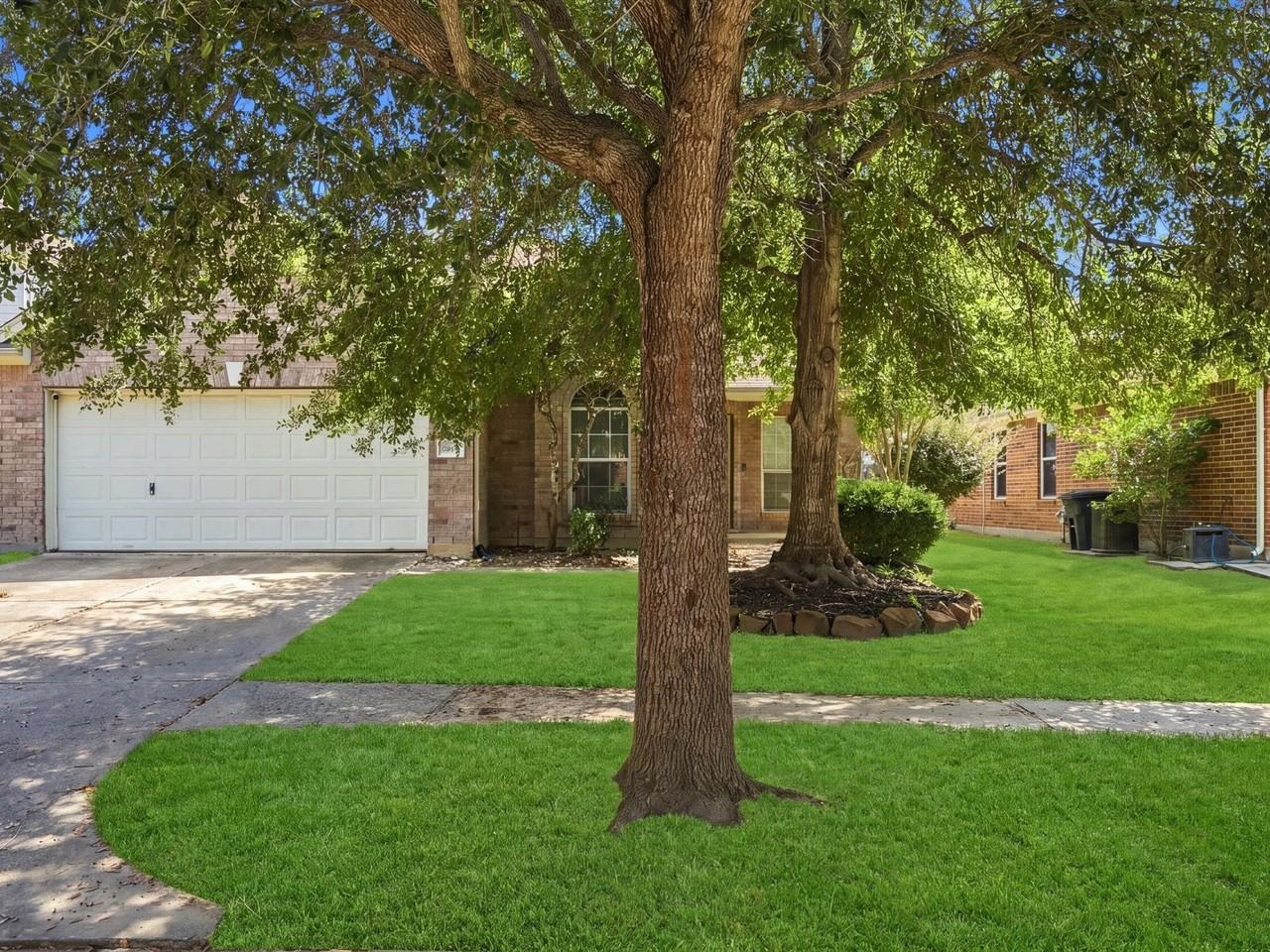 30026 Luna Lakes Dr - Photo 4 of 34