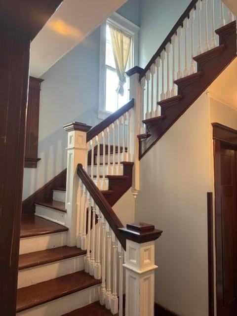 1908 Marengo St - Photo 6 of 18