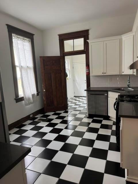 1908 Marengo St - Photo 7 of 18