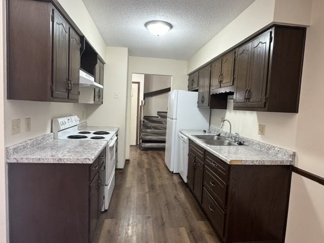 Stellhorn Rd #7825 - Photo 3 of 41