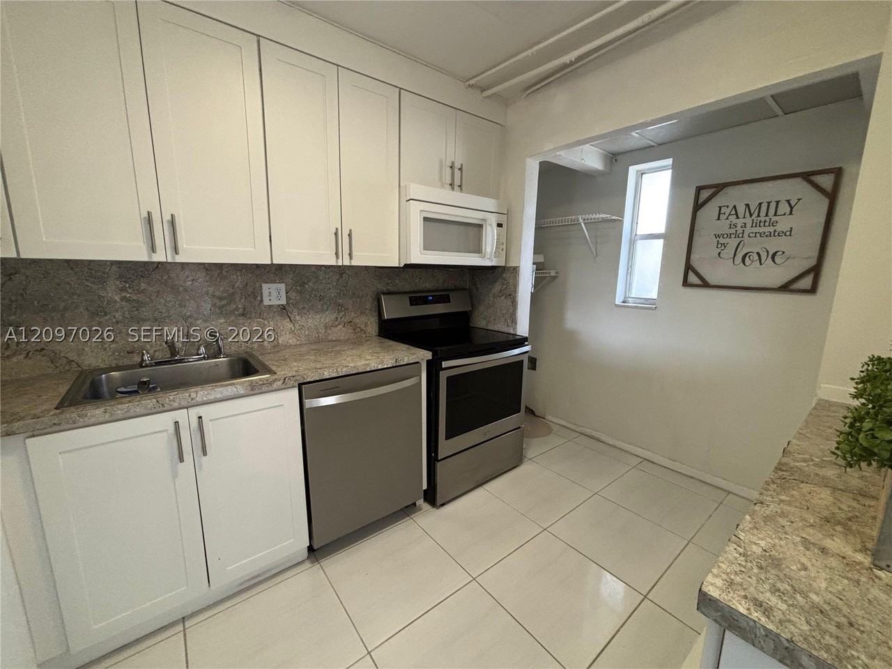 8060 Fairview Dr #101 - Photo 4 of 29
