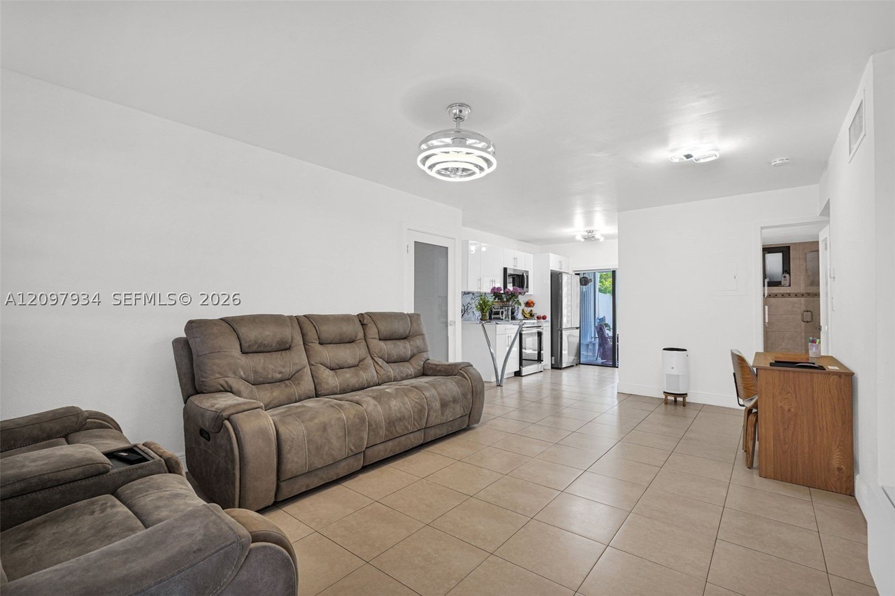 2730 W 60th Pl #104 - Photo 5 of 35