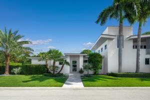 featured image of 123 W Dilido Dr