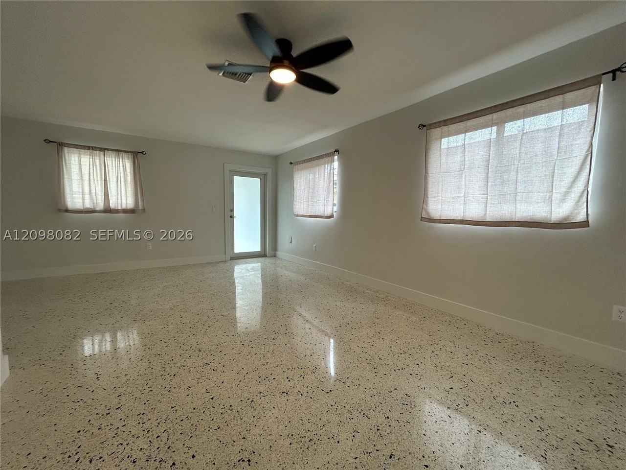 3521 Sw 3rd St #3523 - Photo 3 of 20