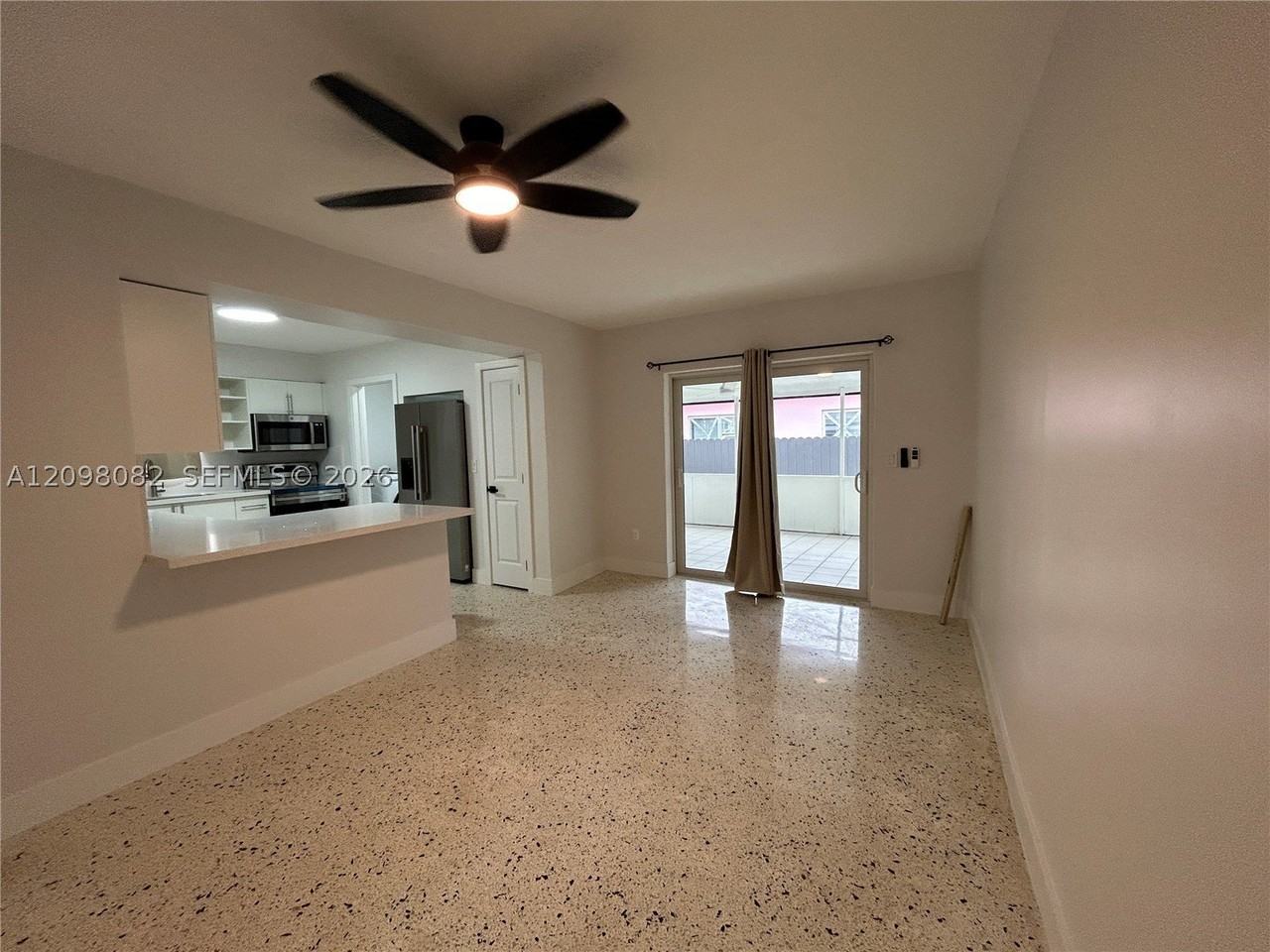 3521 Sw 3rd St #3523 - Photo 7 of 20