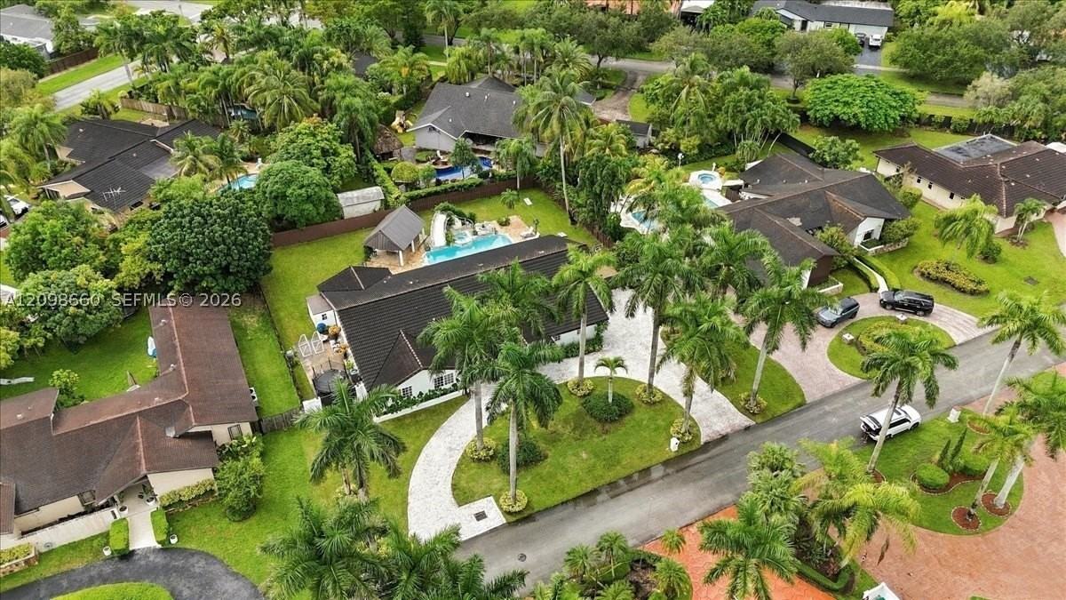 11865 Sw 112th Avenue Cir #0 - Photo 3 of 50