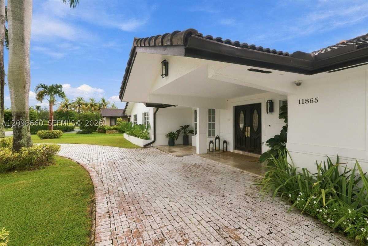 11865 Sw 112th Avenue Cir #0 - Photo 6 of 50